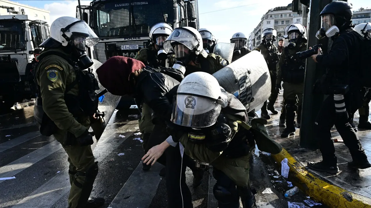 Συλλαλητήριο για Τέμπη: Συνολικά 73 συλλήψεις στην Αθήνα