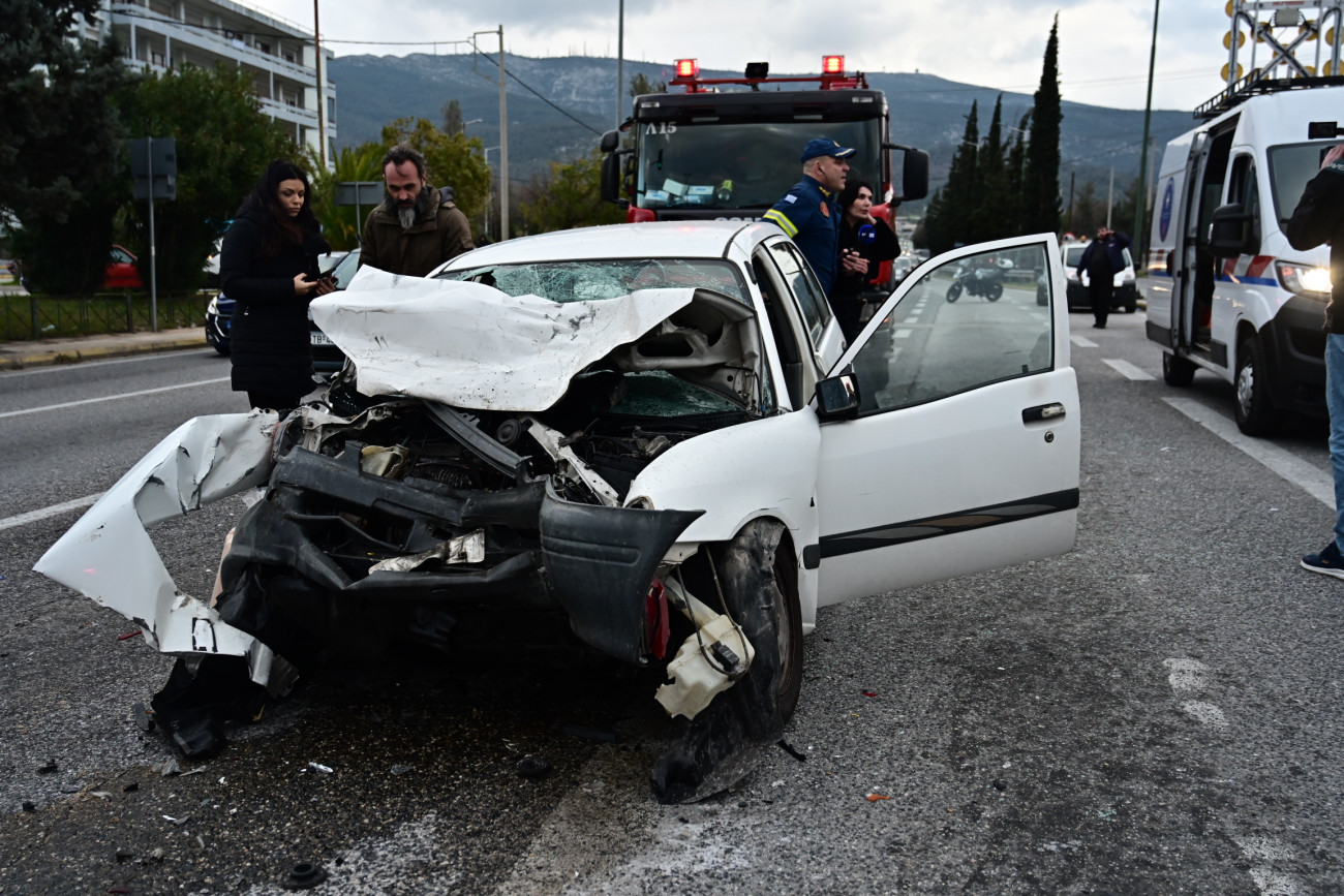 Σε ποιες περιοχές αυξήθηκαν οι νεκροί σε τροχαία το 2024 σε σχέση με το 2023 -Τα στοιχεία