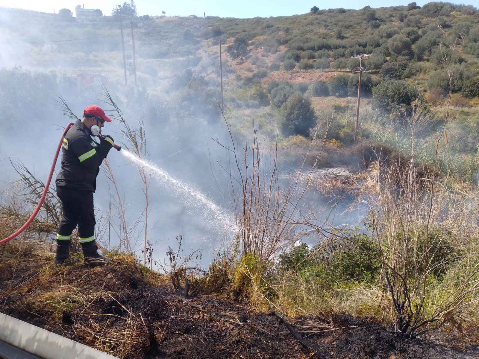 Κρήτη: Συναγερμός στη Πυροσβεστική για φωτιά στην Καλλιθέα – Έσβησε η φωτιά στο Αμάρι