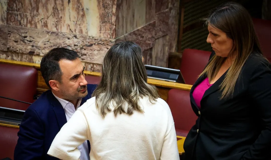Τέμπη: Τετ α τετ Χαρίτση-Κωνσταντοπούλου ενόψει της κατάθεσης αιτήματος για σύσταση Προανακριτικής για τον Καραμανλή