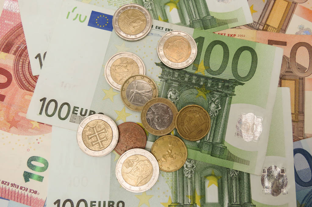 Από 2 έως και 10 συντάξεις λαμβάνουν 343.000 συνταξιούχοι