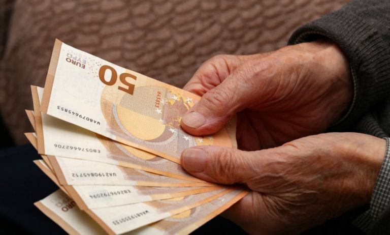 Πότε θα καταβληθούν στους δικαιούχους οι συντάξεις του Ιουνίου
