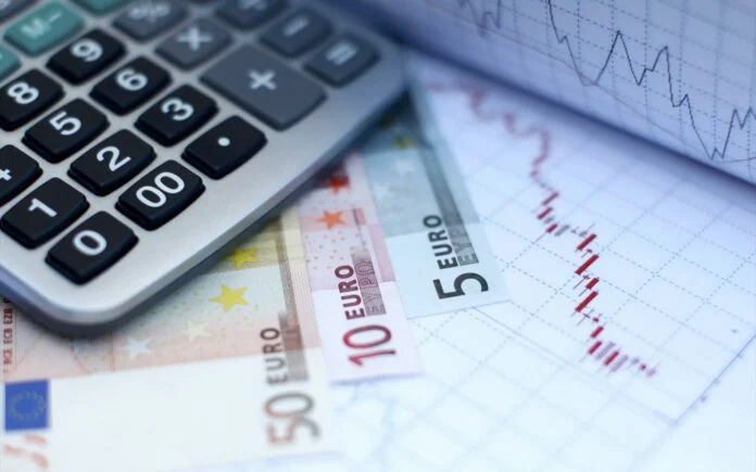 Προς μείωση και σταδιακή κατάργηση του τεκμαρτού εισοδήματος
