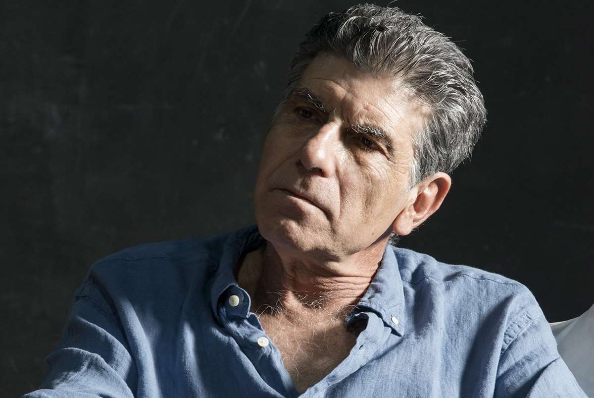 Μπέζος: “Έχω αρνηθεί προτάσεις επειδή θεώρησα αστείο το να δουλέψω με αυτές τις αποδοχές”