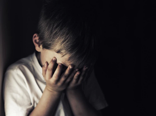 3,5 ετών αγοράκι έφυγε από νηπιαγωγείο και βγήκε στον δρόμο