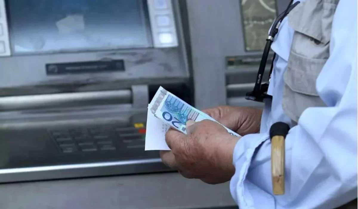 Κάτω από τα 1.000 ευρώ οι έξι στις 10 συντάξεις γήρατος