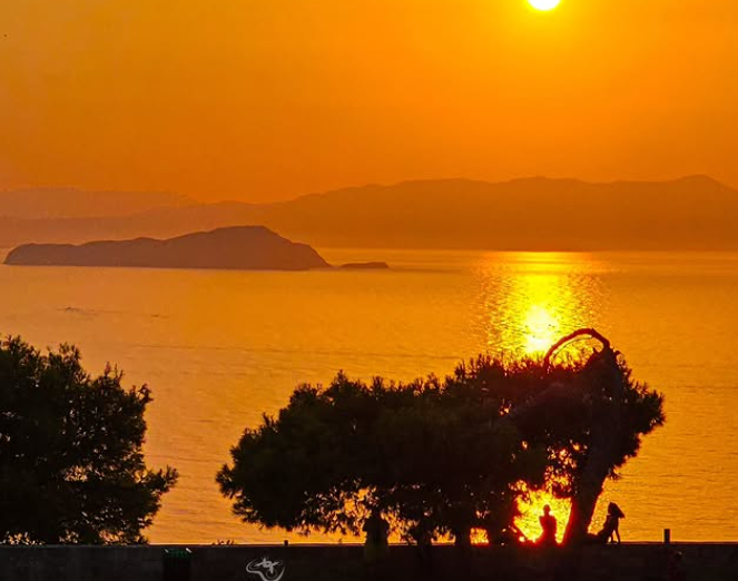 Χρυσό Ηλιοβασίλεμα (φωτο) | ekriti.gr