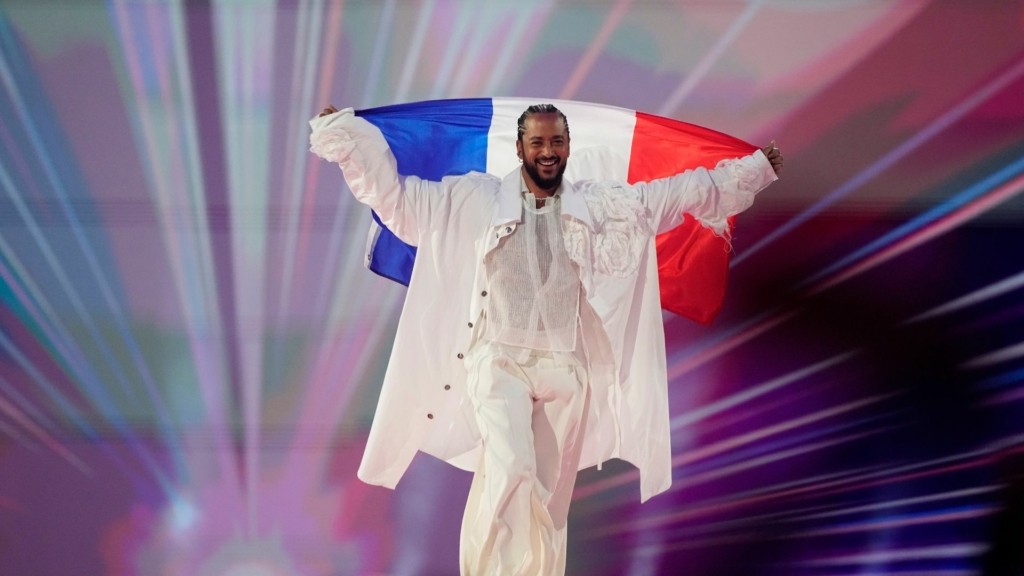 Slimane: Καταδικάστηκε για σεξουαλική παρενόχληση ο Γάλλος τραγουδιστής