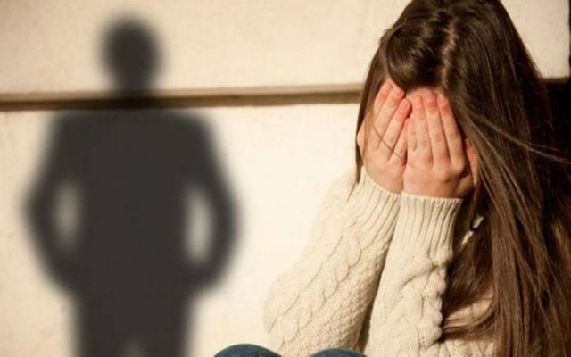 Κακοποιούσε σεξουαλικά την κόρη και απείλησε να κάψει στον φούρνο τη γυναίκα του!