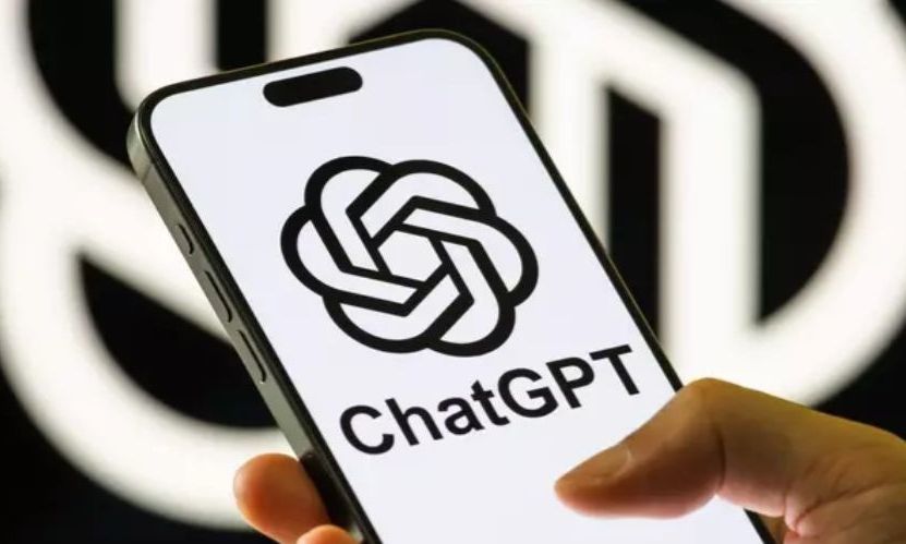 ChatGPT: Οι δημιουργοί του αποκάλυψαν 44 επαγγέλματα που κινδυνεύουν από την τεχνητή νοημοσύνη