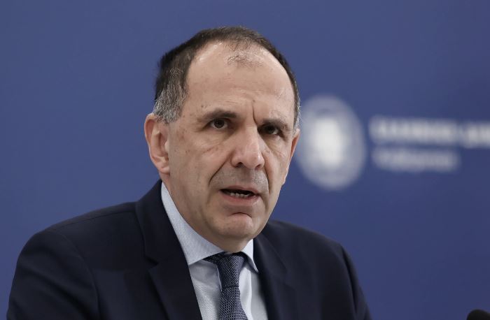 Στα Ιεροσόλυμα ο Γιώργος Γεραπετρίτης για τη χειροτονία του νέου Αρχιεπισκόπου Σινά Συμεών