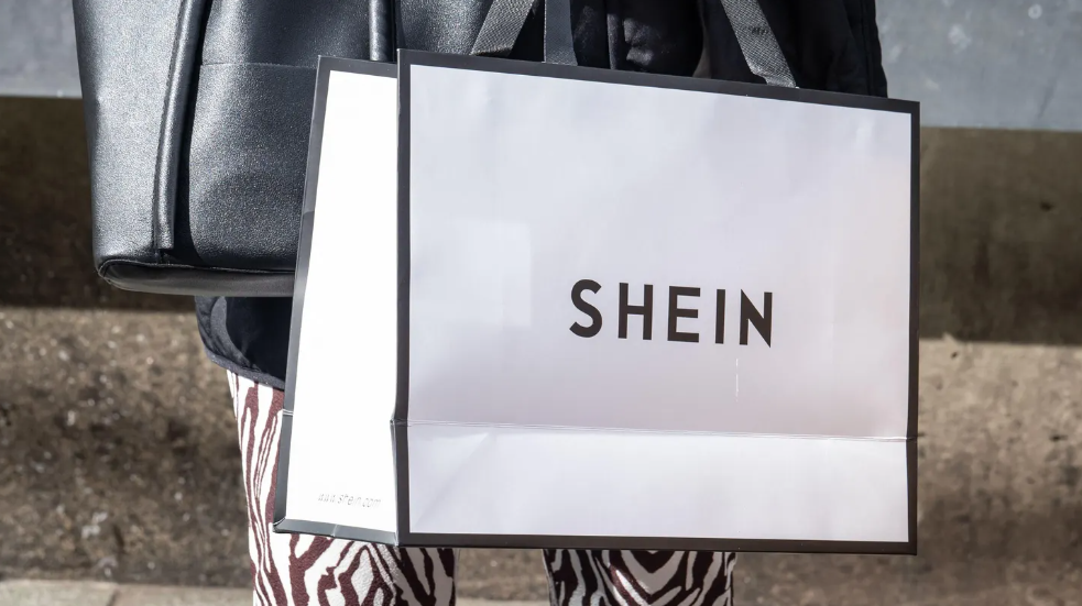 Η Shein εγκαινιάζει τα πρώτα φυσικά καταστήματα στη Γαλλία amid αντιδράσεις