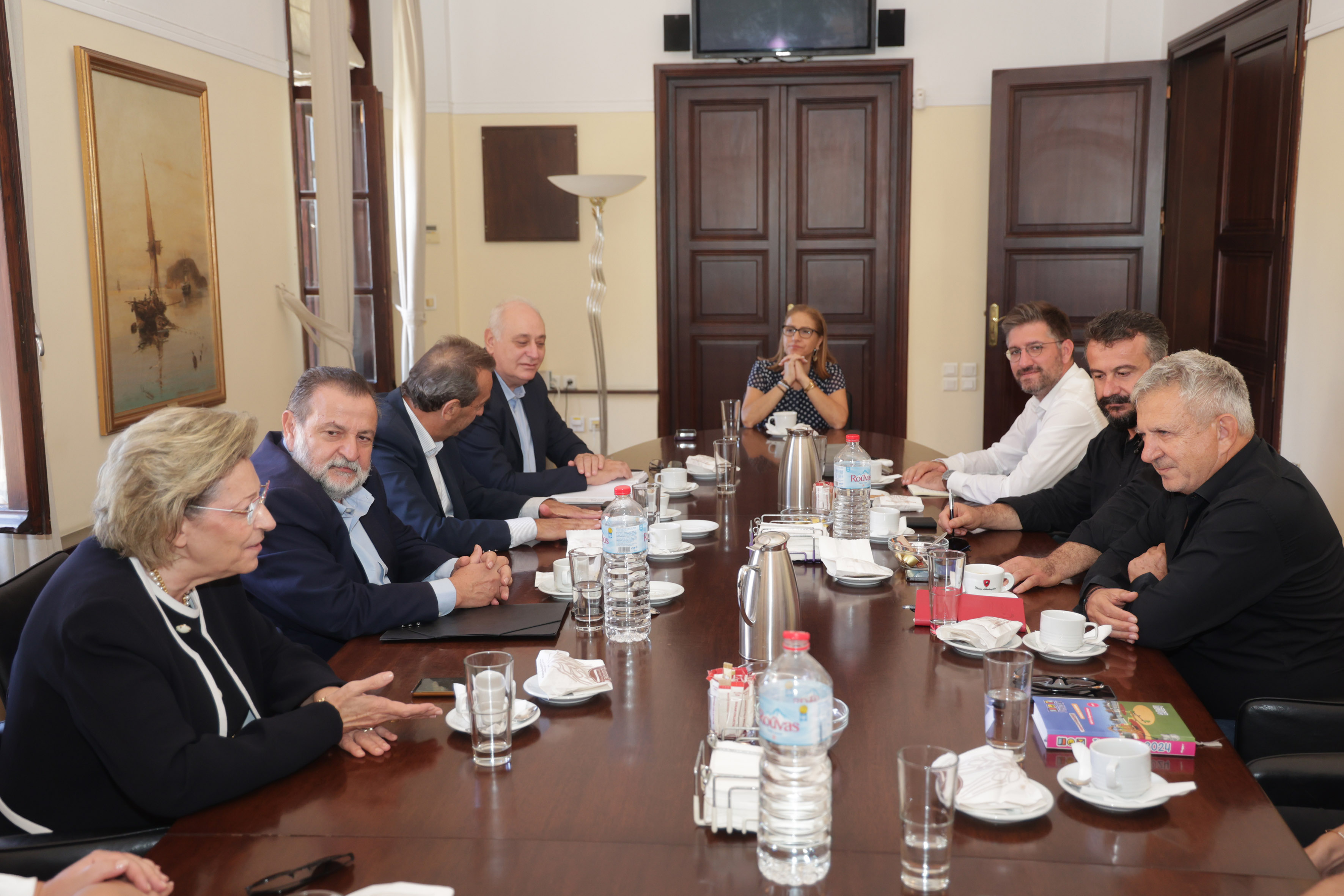 Στα κάγκελα οι Δήμαρχοι της Κρήτης λόγω της υποχρηματοδότησης