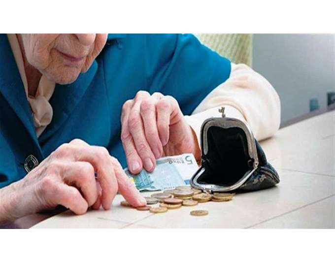 Αντίστροφη μέτρηση για τo επίδομα 250 ευρώ -Ποιοι συνταξιούχοι δεν θα λάβουν την ενίσχυση