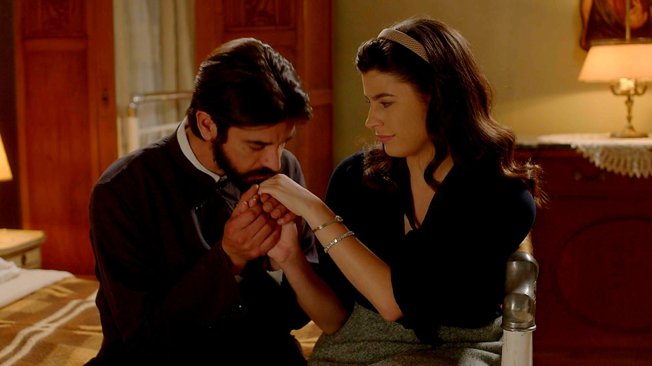 Άγιος Έρωτας: Η Χλόη απελπίζεται ψάχνοντας μάταια την Ελευθερία