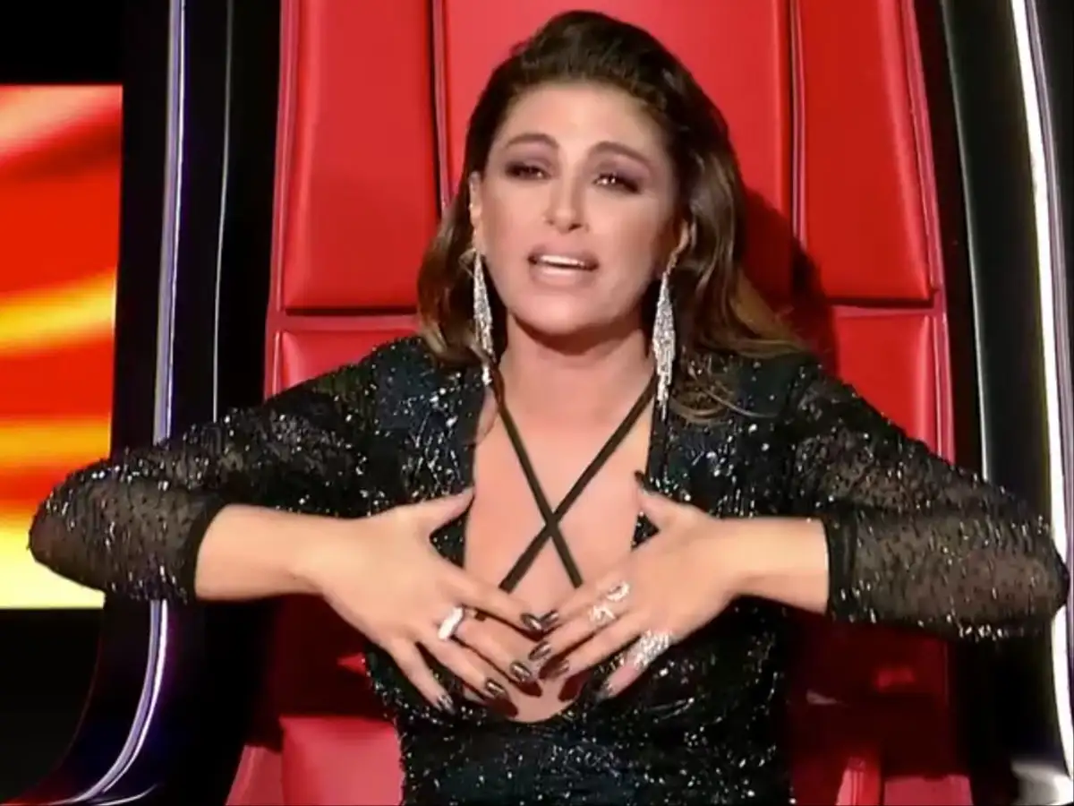 The Voice: Η επιστροφή της Έλενας Παπαρίζου και τα πρώτα λόγια