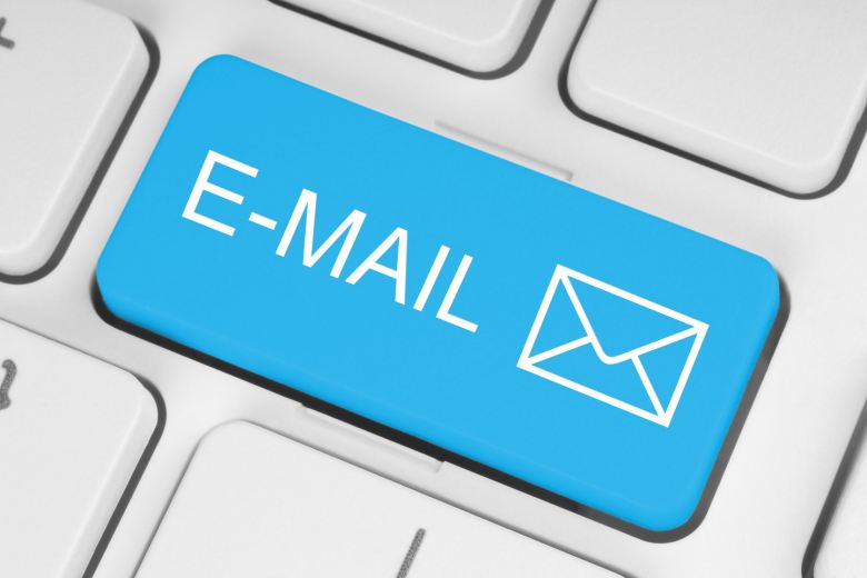 Αυτό το email φαίνεται αθώο — αλλά δίνει πρόσβαση σε όλο σας το κινητό