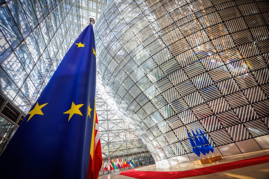 Επενδύσεις 6,8 τρισ. ευρώ στην άμυνα μεταμορφώνουν την ευρωπαϊκή οικονομία Επενδύσεις 6,8 τρισ. ευρώ στην άμυνα μεταμορφώνουν την ευρωπαϊκή οικονομία