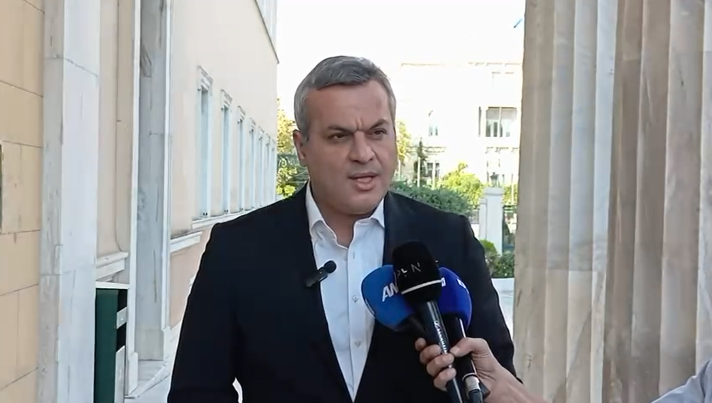 Χάρης Μαμουλάκης: Λεφτά υπάρχουν, αλλά όχι για σένα (βίντεο)