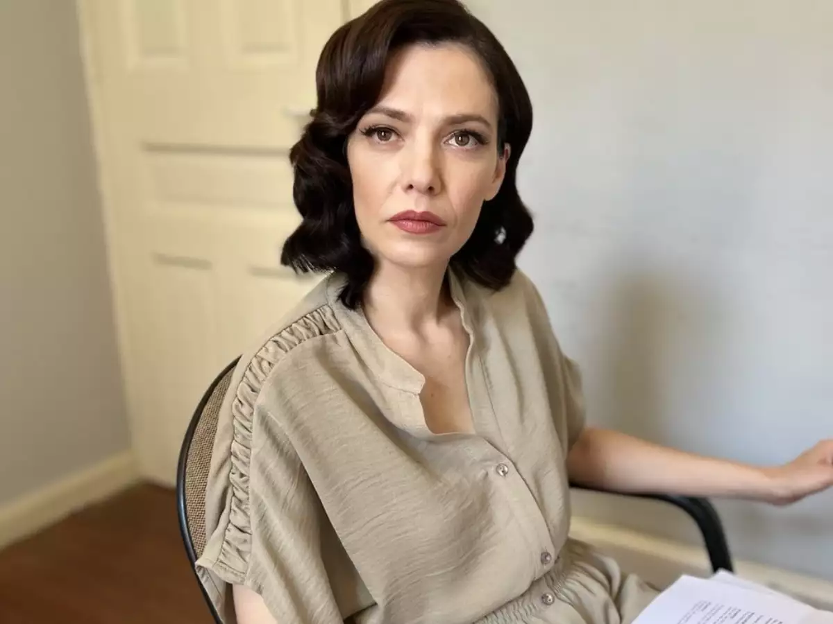 Λαμπροπούλου: «Υπάρχει ηλικιακός ρατσισμός, δεν θα ήθελα να καλύψω τη σοφία μου λειαίνοντας κάθε ρυτίδα»