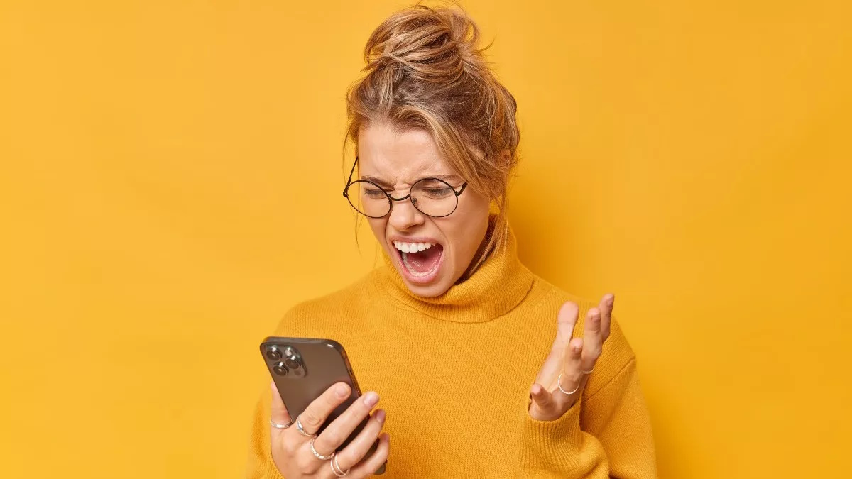 Ποιες λέξεις στα μηνύματα μαρτυρούν ότι κάποιος είναι ψυχοπαθής Ποιες λέξεις στα μηνύματα μαρτυρούν ότι κάποιος είναι ψυχοπαθής