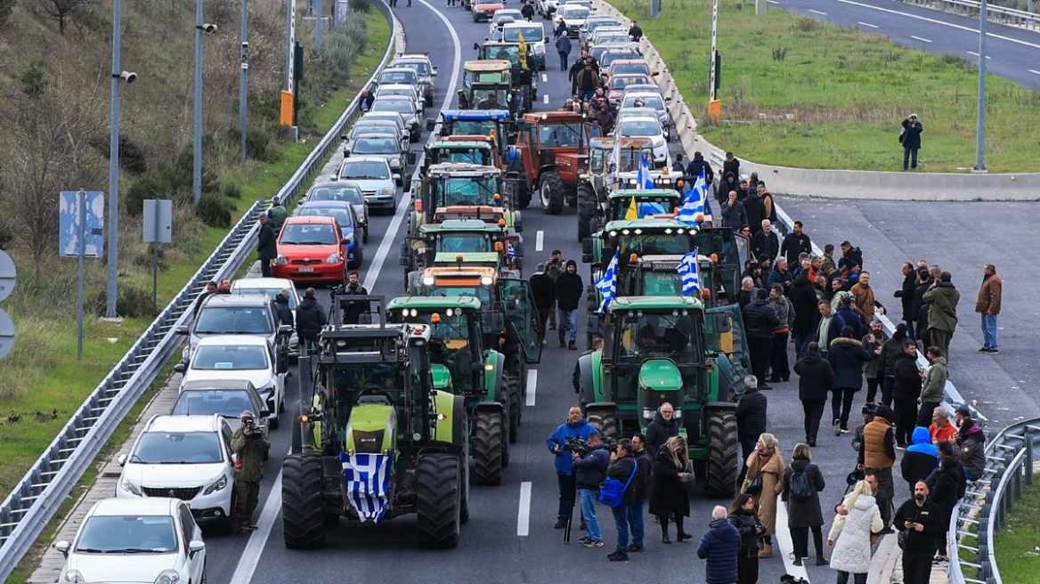 Αγρότες: Τα μέτρα ενίσχυσης που σκοπεύει να ανακοινώσει η κυβέρνηση
