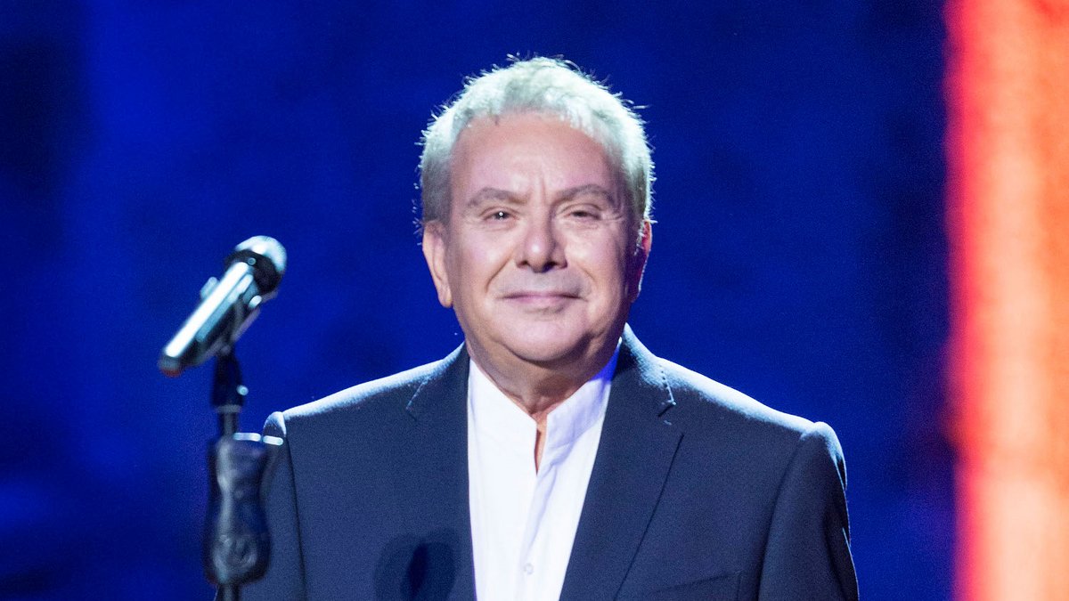 Μητσιάς: “Δεν θέλω να τραγουδήσω άλλο, δεν έχω κάτι σπουδαίο να πω” Μητσιάς: “Δεν θέλω να τραγουδήσω άλλο, δεν έχω κάτι σπουδαίο να πω”