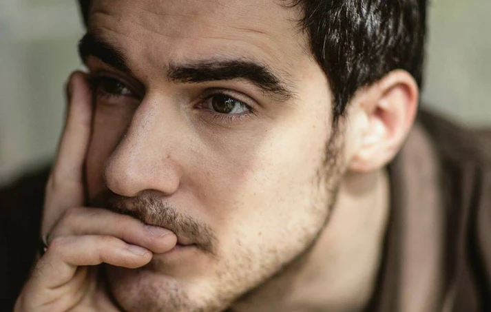 Ζητά ευθανασία μετά από απλή εγχείρηση κήλης: Ο εφιάλτης ενός 42χρονου ηθοποιού