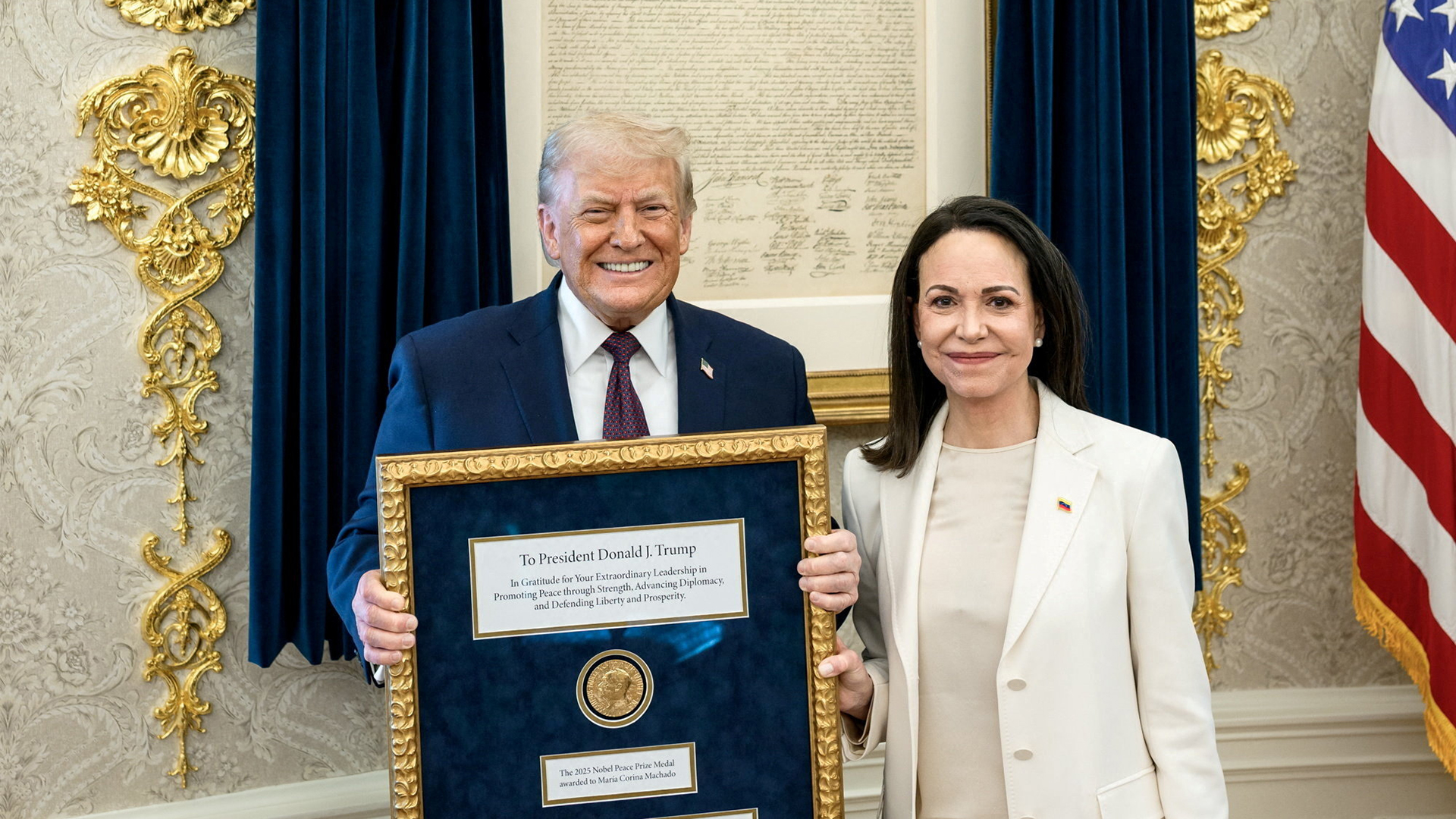 Ίδρυμα Νόμπελ Ειρήνης: Δεν μεταβιβάζεται το βραβείο, ξεκαθαρίζει σε Ματσάδο και Τραμπ