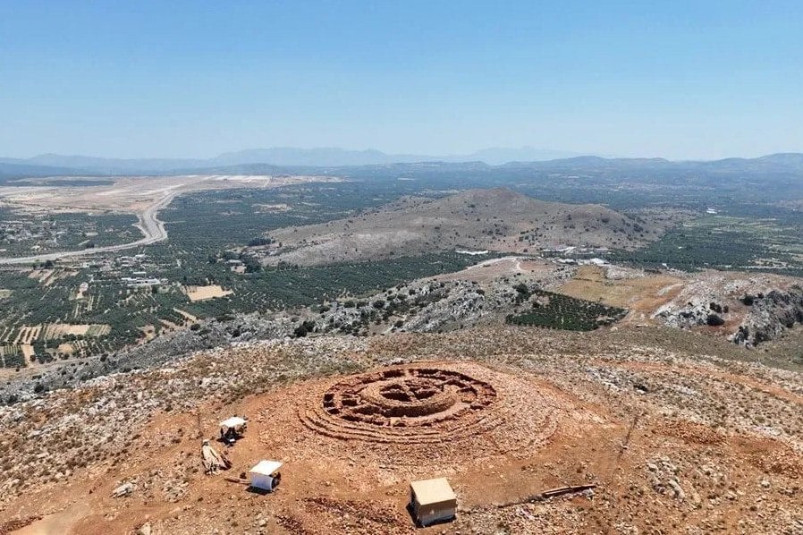 Λόφος Παπούρα: Πότε θα γίνει στο ΣτΕ η συζήτηση των αιτήσεων ακύρωσης