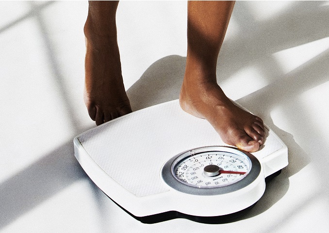 Τα τρόφιμα που μπλοκάρουν την αύξηση βάρους ακόμη και με λιπαρή διατροφή