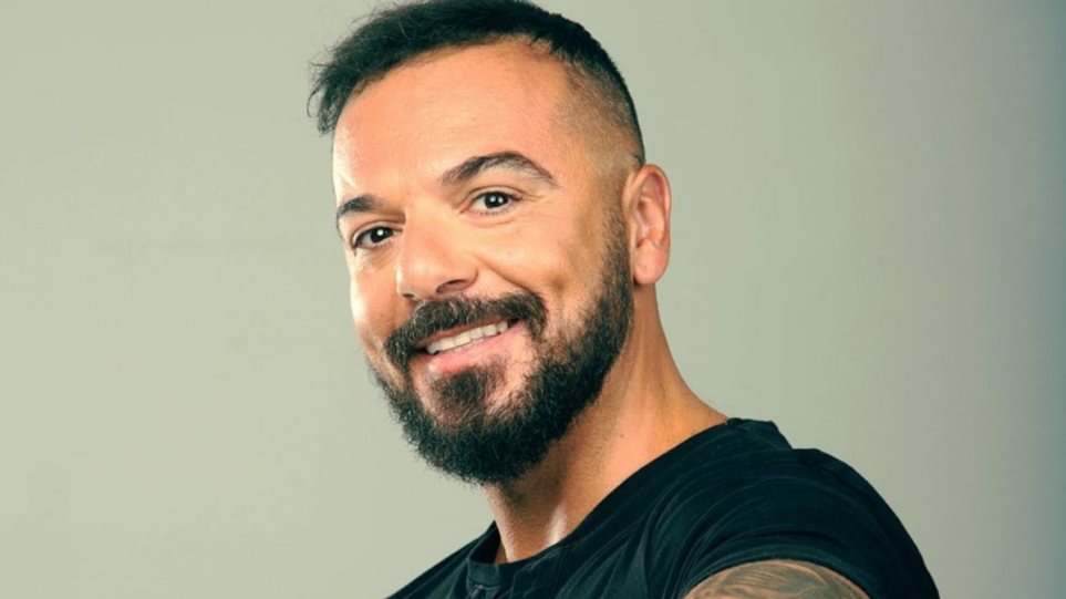 Τριαντάφυλλος: Απαντά για την κρίση στον γάμο του