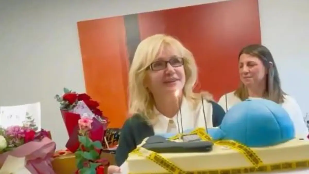 Νικολούλη: Το βίντεο και η έκπληξη που ετοίμασαν οι συνεργάτες της για τα γενέθλιά της