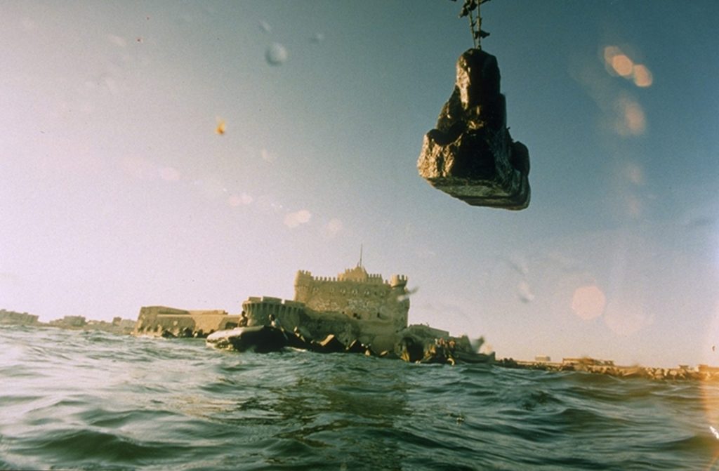 Φάρος της Αλεξάνδρειας: Ανασύρθηκε από τον βυθό – Ένα από τα θαύματα του αρχαίου κόσμου ζωντανεύει ξανά