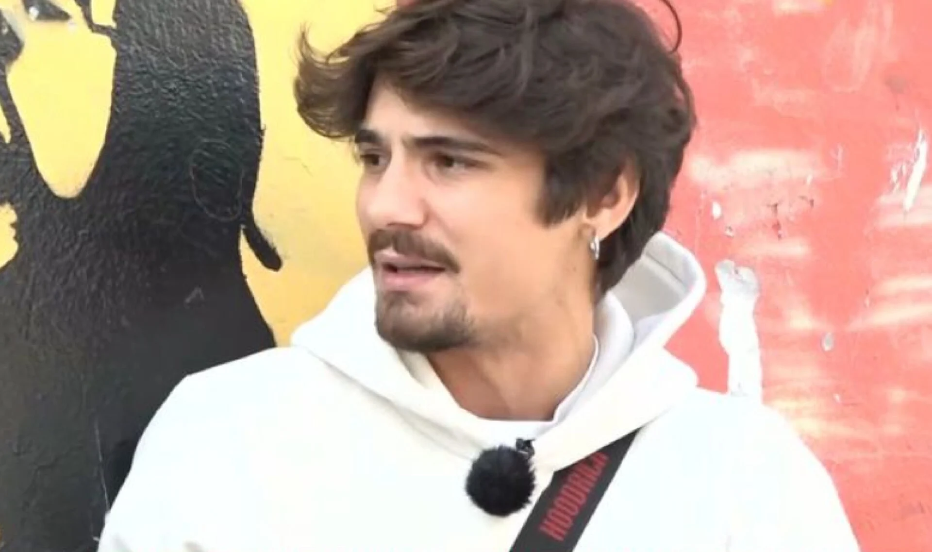 Ο Κώστας Νικούλι για τον ρατσισμό που δέχτηκε μικρός