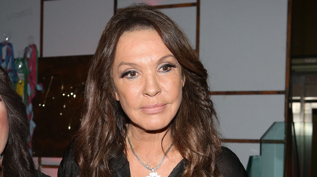 Μπάρμπα:” Υπήρξαν πολύ δύσκολες και σκοτεινές περίοδοι μέσα σε αυτή την επταετία, δεν ήθελα να βλέπω το πρόσωπό μου”