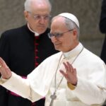 Πάπας Λέων: Οι δημοσιογράφοι πρέπει να παρουσιάζουν τον πόλεμο με το βλέμμα των θυμάτων