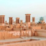 Οι «ανεμοπαγίδες» του Ιράν: Η αρχαία τεχνολογία φυσικού κλιματισμού που δροσίζει πόλεις στην έρημο