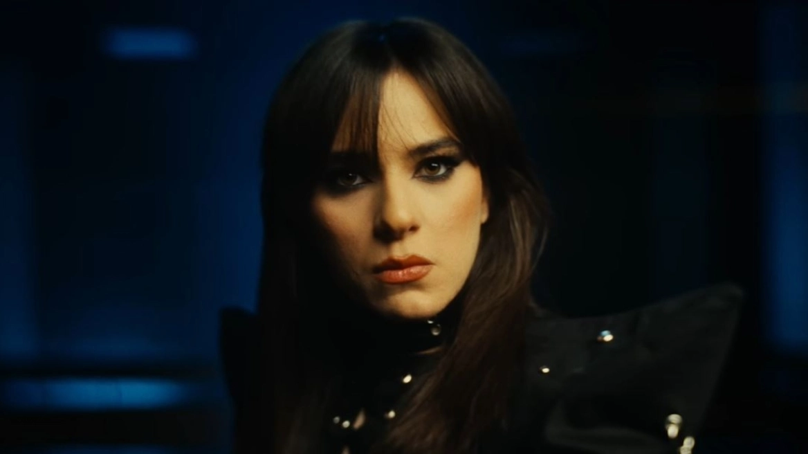 Σάλος με το τραγούδι της Ρουμανίας για τη Eurovision, καταγγέλλουν ότι «εξιδανικεύει τον σεξουαλικό στραγγαλισμό» Σάλος με το τραγούδι της Ρουμανίας για τη Eurovision, καταγγέλλουν ότι «εξιδανικεύει τον σεξουαλικό στραγγαλισμό»