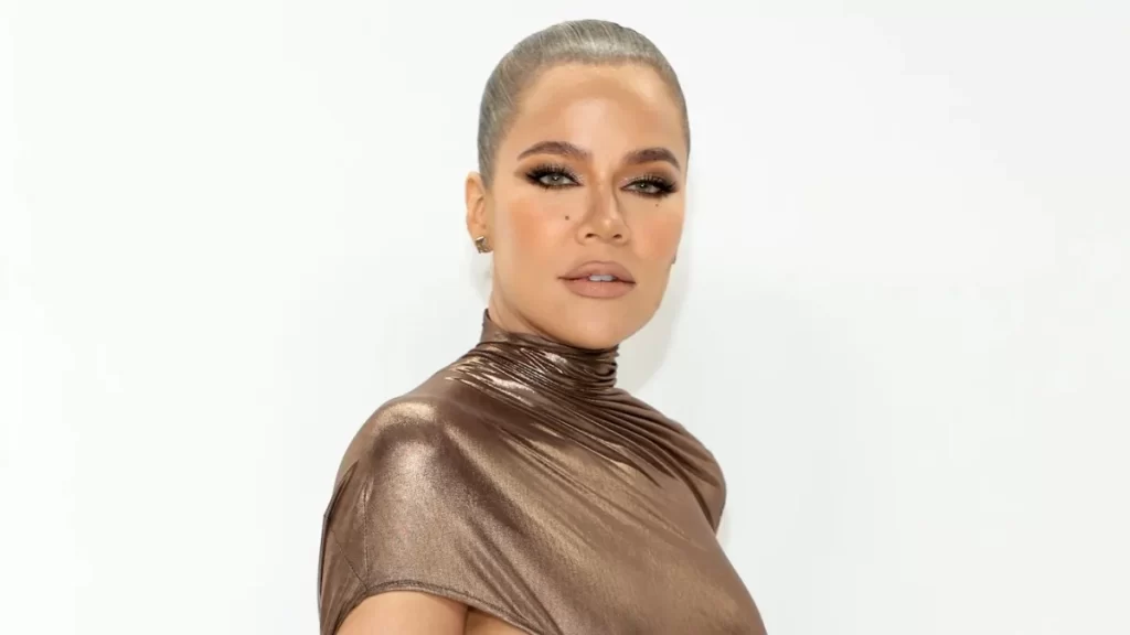 Κλόε Καρντάσιαν: “Σκέφτομαι να κάνω μόνη μου τρίτο παιδί, αλλά δεν ξέρω αν μπορώ να το διαχειριστώ”