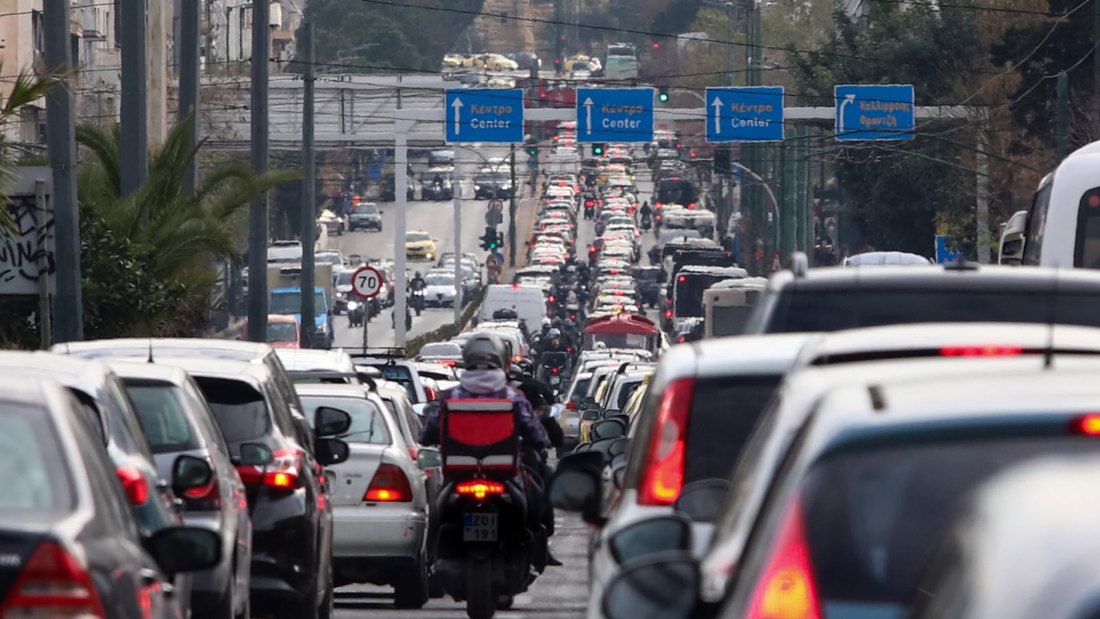Κι όμως σου δίνουν 25.000 ευρώ για να παραδώσεις το δίπλωμά σου!