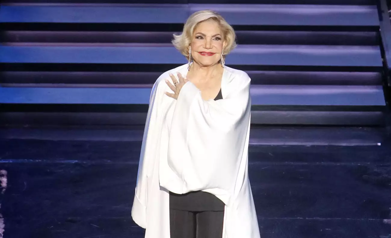 Η τελευταία πρόβα της Μαρινέλλας πριν την εμφάνισή της στο Ηρώδειο όπου κατέρρευσε