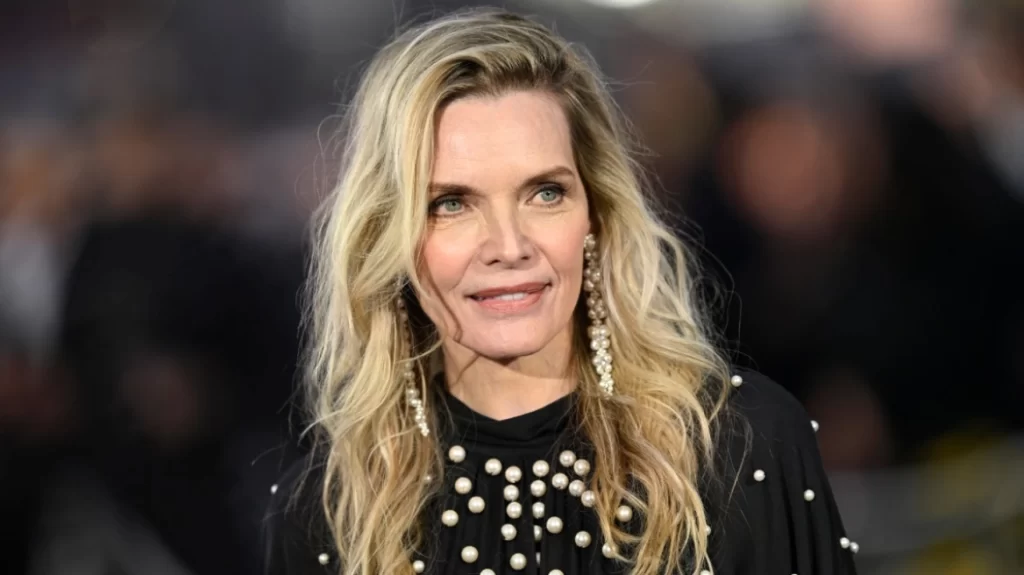 Ενθουσιασμός στα social media για την εμφάνιση της Μισέλ Φάιφερ στα 67 της