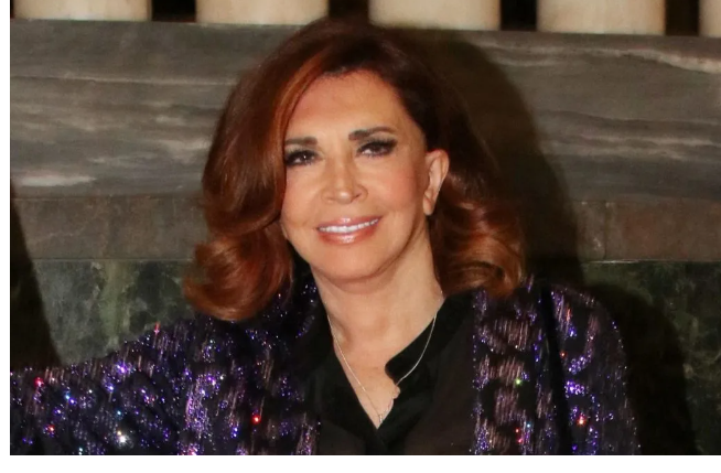 Ντενίση: «Ο θάνατος του Αντώνη Τρίτση με άλλαξε άσχημα. Ήταν η μόνη φορά που σταμάτησα το θέατρο»