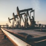 Πετρέλαιο και φυσικό αέριο: Τα σενάρια της ΕΚΤ, διεθνών τραπεζών και οίκων αξιολόγησης για την πορεία των τιμών