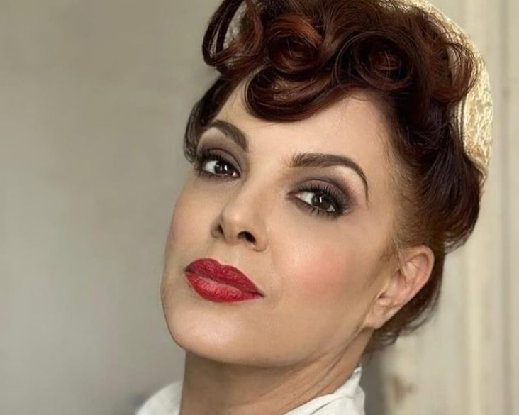 Ράντου: “Ντρέπομαι να δω τον εαυτό μου στις επαναλήψεις, δεν είμαι καλή σε τίποτα που έχει φακό” Ράντου: “Ντρέπομαι να δω τον εαυτό μου στις επαναλήψεις, δεν είμαι καλή σε τίποτα που έχει φακό”