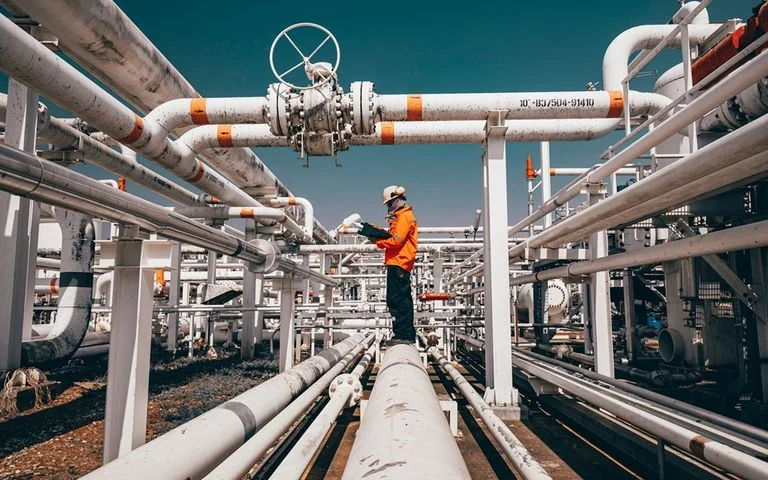 Πόλεμος στη Μ. Ανατολή: Πυροδότησε τη σοβαρότερη κρίση στην παγκόσμια αγορά φυσικού αερίου