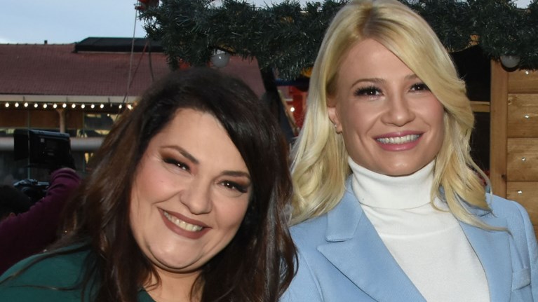 Ζαρίφη: «Κάθε φορά που ρωτάμε τη Φαίη για τον γάμο της, κάνει τον Κινέζο, δε θα μας καλέσει»