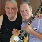 Νικολόπουλος: «Σε λίγες ημέρες θα βγει το τραγούδι με τον Πασχάλη Τερζή, θα βγει και βίντεο»