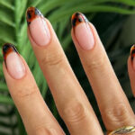 Το nail trend που αποθεώνει τα νύχια σας!